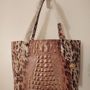 BNWT Exclusive Brahmin Medium Tote